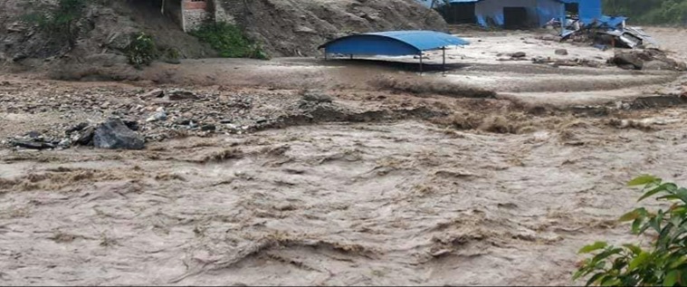 मनाङमा बस्ती डुब्यो, गाउँ नै ‘सञ्चारविहीन’