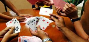 बागलुङ बजारका ६ जुवाडे प्रहरी खोरमा