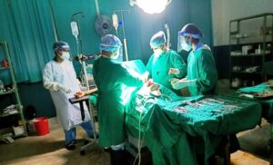 बुर्तिबाङ प्राथमिक स्वास्थ्य केन्द्रमा कोभिड संक्रमित गर्भवतीको सफल सल्यक्रिया