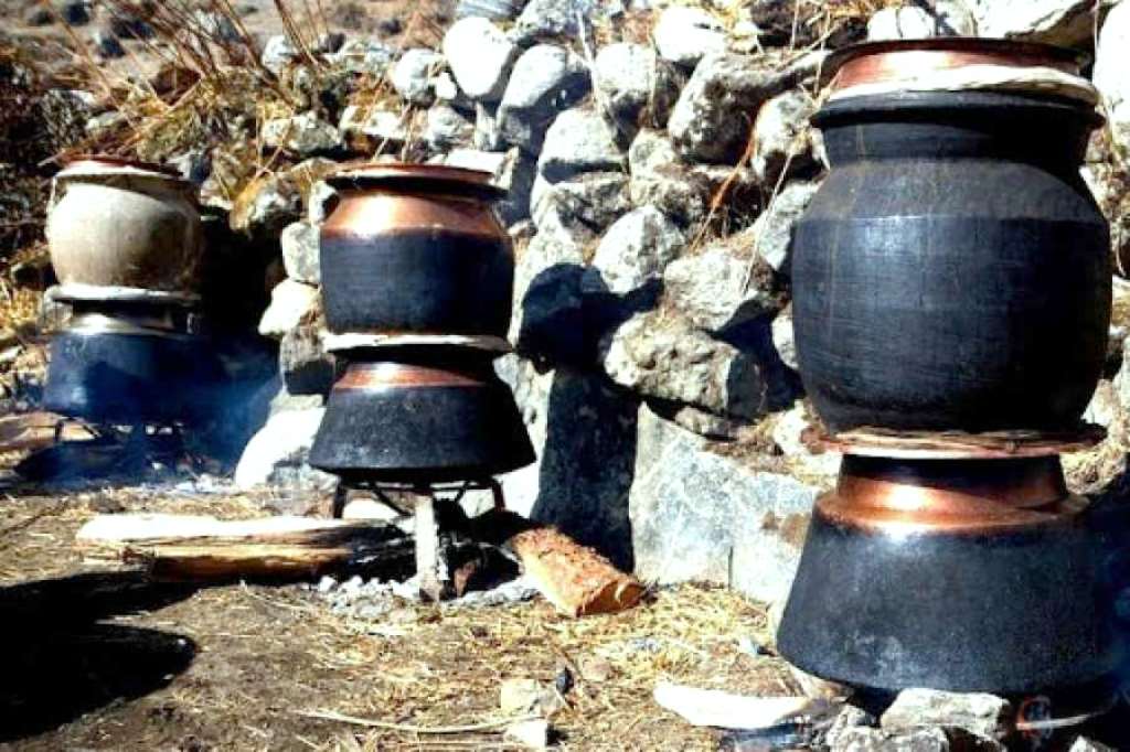 घरेलु मदिरा कसरी बन्छ विषालु ?