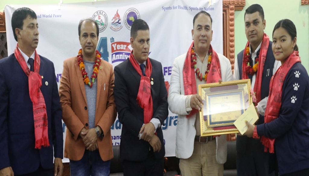 बाग्लुङकी बसन्ति र भिम बहादुरलाई नेपाल आईटिएफको उत्कृष्ट खेलाडीको अवार्ड