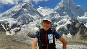 धवलागिरी हिमाल आरोही बेस क्याम्पमै रोकिए