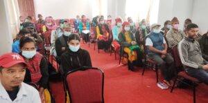 तमानखोला गाउँपालिका द्धारा अध्ययन अनुमति पत्र लिनेहरुका लागि तयारी सामाग्री वितरण