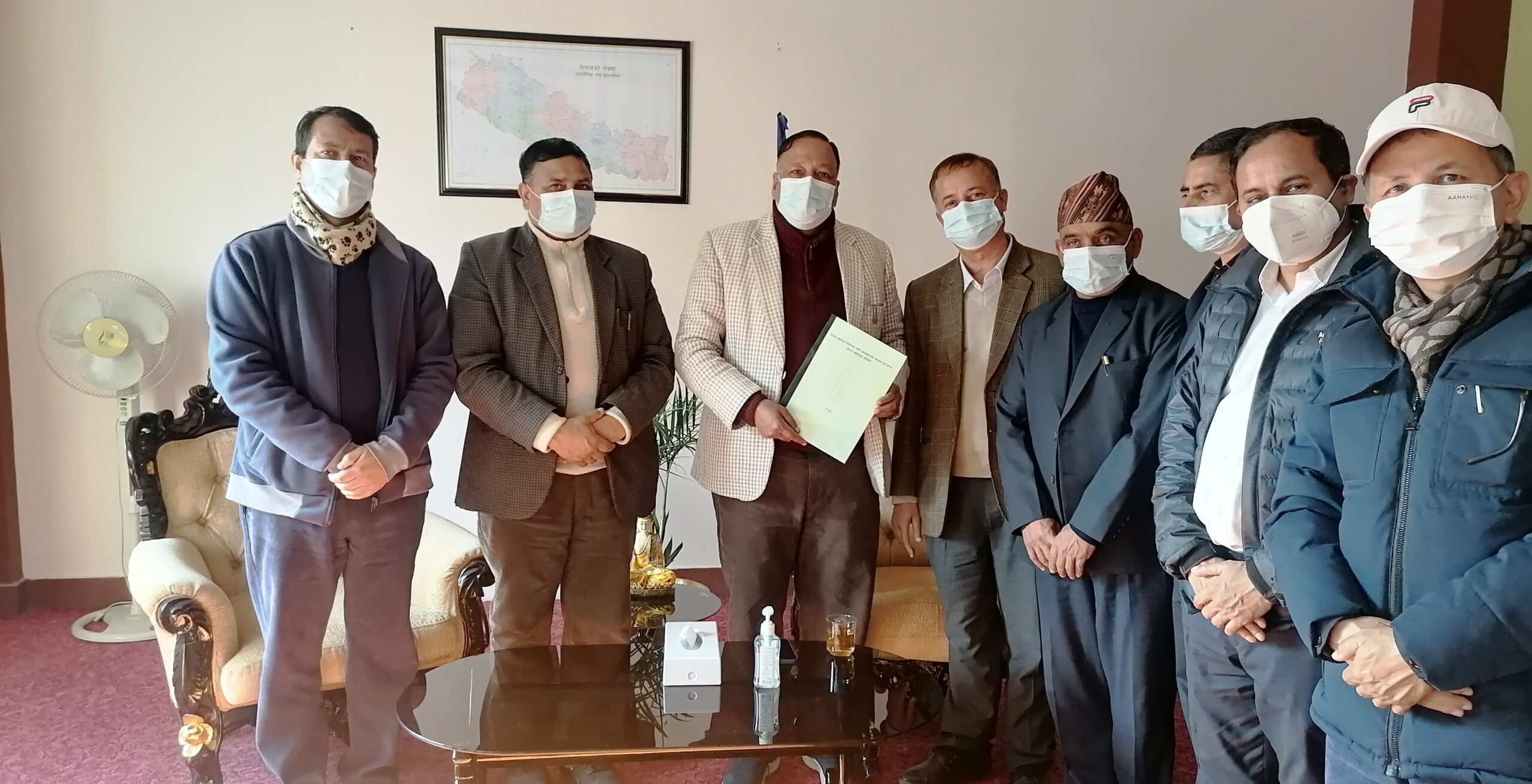 शिक्षक अस्पतालका लागि जग्गा – समितिले बुझायो चितवन उपयुत्त हुने प्रतिवेदन