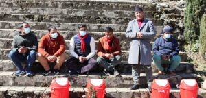 प्रेस चौतारीको स्थापना दिवसको उपलक्ष्यमा शहिद पार्कलाई डस्बिन सहयोग