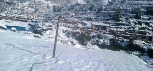 बागलुङको ढोरपाटन ९ मा हिमपातका कारण बिद्युत् सेवा अवरुद्ध