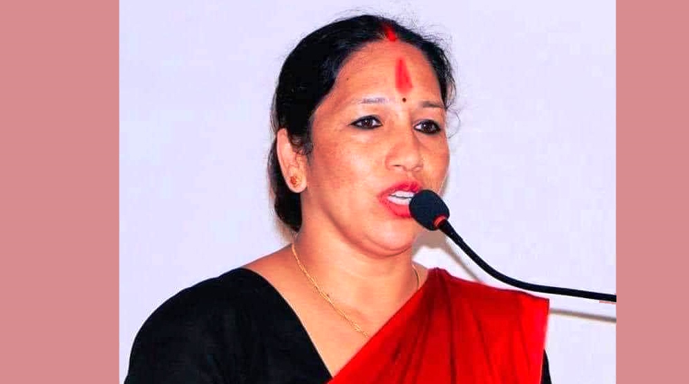 बडिगाड गाउँपालिकाको अध्यक्ष पदमा उम्मेदवारी दिएकी गण्डकी थापा को हुन् ?