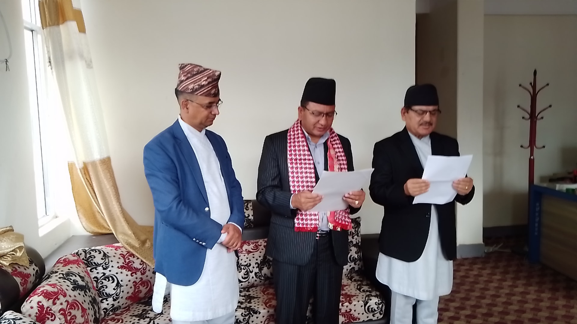 ढोरपाटनमा निर्वाचित नगरप्रमुखको सपथ ग्रहण