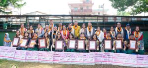 मदरल्याण्डका ११ जना विद्यार्थीलाई नगदसहित सम्मान