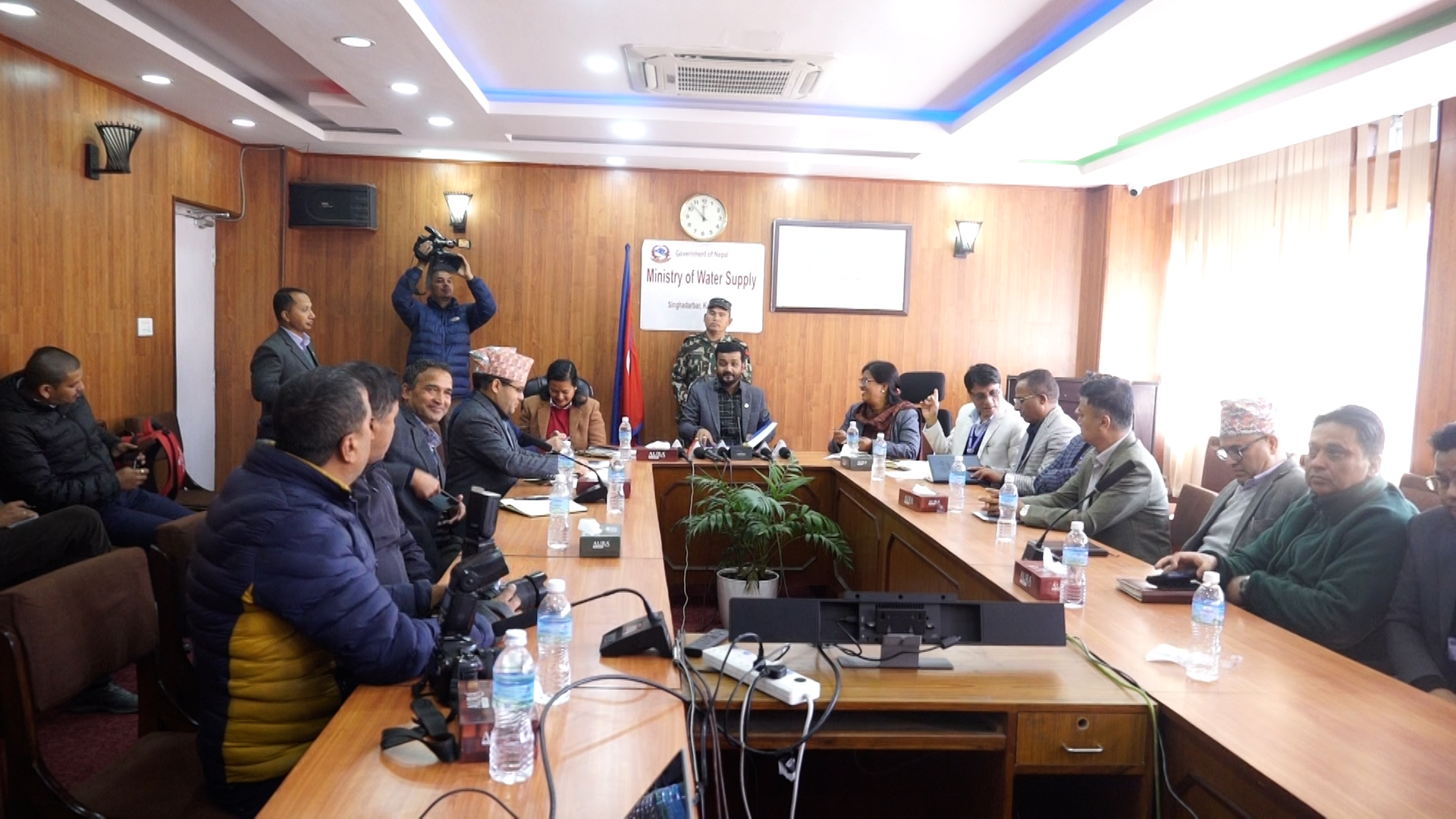 खानेपानी मन्त्री भन्छन् : हर्क साम्पाङले मिडिया स्टनबाजी मात्र गर्नुभयो