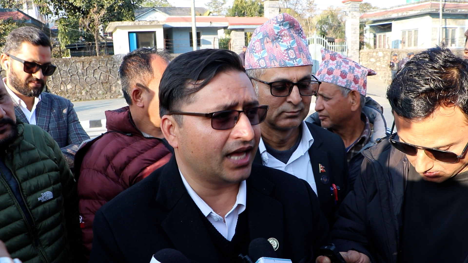 सहकारी पिडितहरुले बचत रकम फिर्ता नपाउने परिस्थिति बारे इजलाशमा कुरा उठ्न थाल्यो : अधिबक्ता यज्ञमणि न्यौपाने
