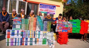 नेपाल पुस्तक तथा स्टेसनरी व्यबसायिद्वारा शैक्षिक सामग्री हस्तान्तरण