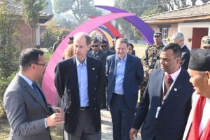 नेपाल आएका बेलायती राजकुमारले दिए १९ नेपाली युवालाई गोल्ड अवार्ड