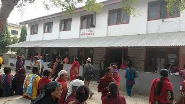 तनहुँ मालपोतबाट ६५ हजार घुससहित दुई लेखापढी ब्यबसायी समातिए