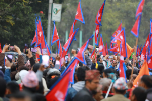 काठमाडौंमा गणतन्त्र र राजावादी समूहको प्रदर्शन