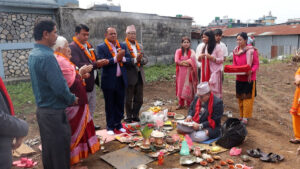 पोखरा ५ को शान्ति निकेतनमा अत्याधुनिक भवन निर्माण गरिदै, शिलान्यास सम्पन्न