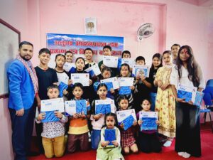 दशै तिहार बिदामा बिद्यार्थीका लागि फ्रीडम ट्रेनिङ्ग सेन्टरमा  उद्घोषण तथा भाषणकला तालिम सम्पन्न