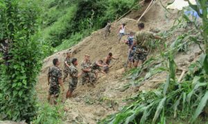 इलाममा पहिरोले घर पुर्दा दुई बालबालिकाको मृत्यु, तीन जना बेपत्ता