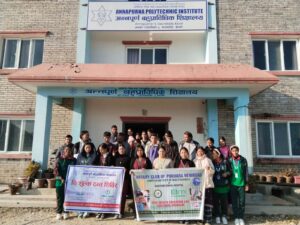 अन्नपूर्ण बहुप्राबिधिक शिक्षालयमा निशुल्क दन्त परिक्षण