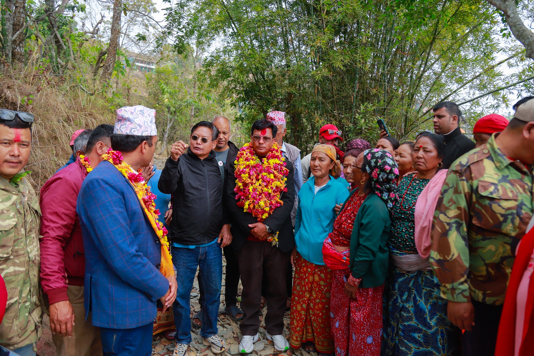 रुपामा एमालेको घरदैलो, कास्की–१ मा केही काम भएन भन्न मिल्दैन : बैनबहादुर